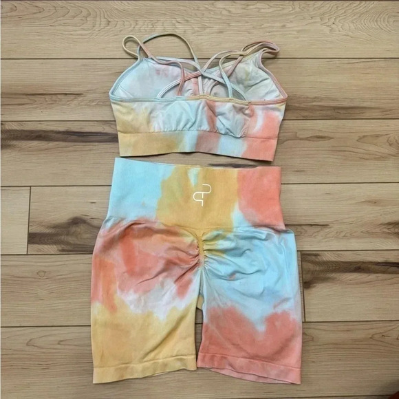 Parker By Payton Two Piece Set - Size Large - Picture 4 of 6